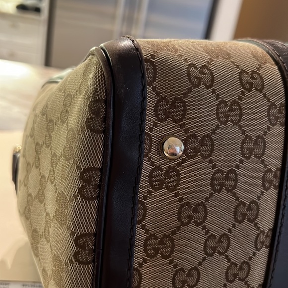 Médium Gucci duffel bag. Beige with green and red web stripe. - Picture 7 of 7